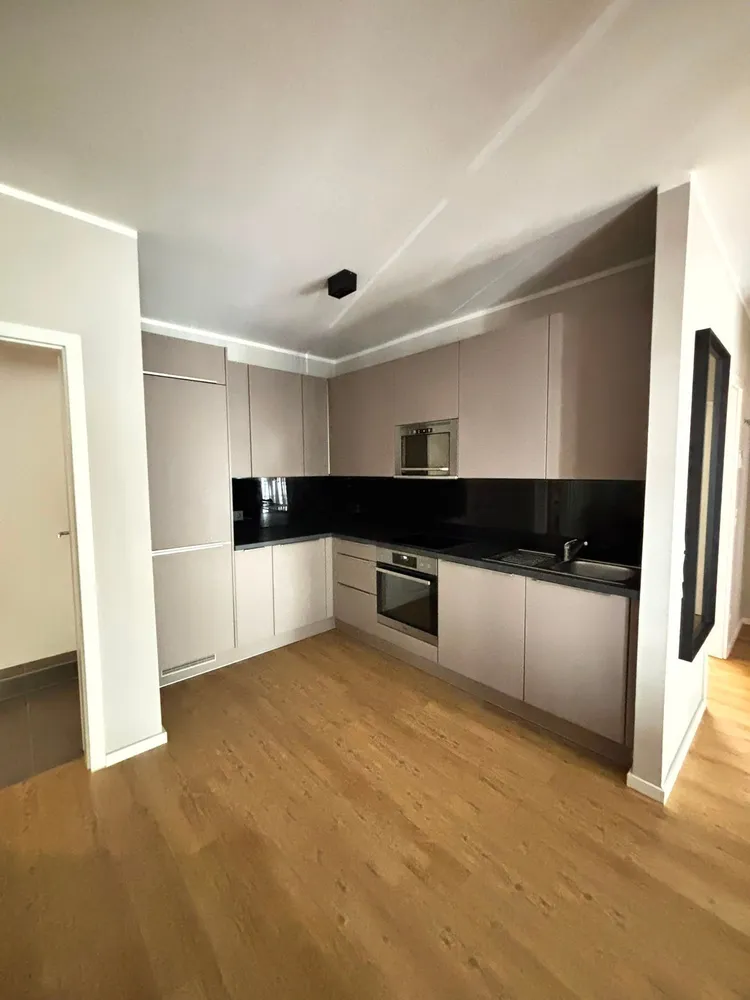 2 Zimmer Wohnung mit 70 m² in Wiesbaden – Bild 4