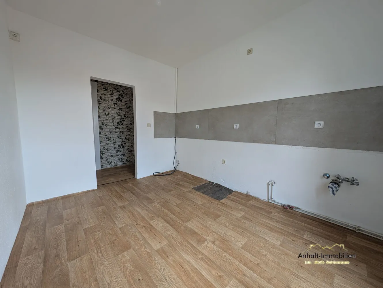 3 room apartment with 60 m² in Bitterfeld-Wolfen – Photo 3