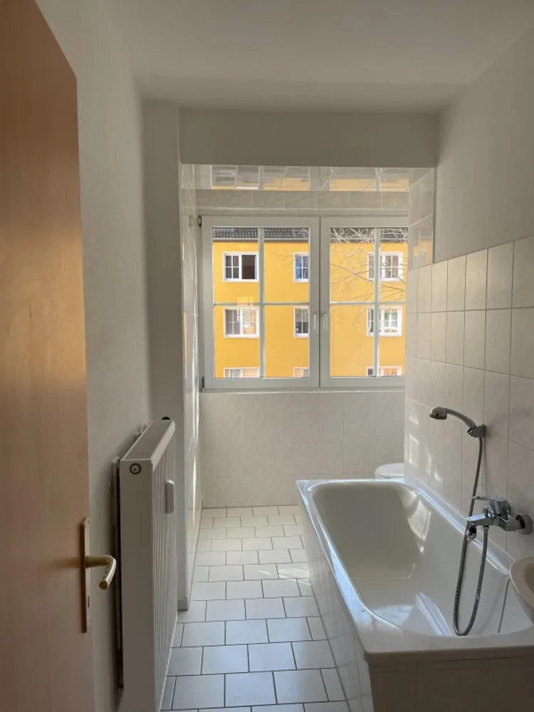 2 Zimmer Wohnung mit 50 m² in Halle (Saale) – Bild 1