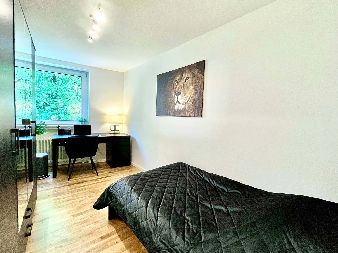 Shared room with 9 m² in Munich – Photo 3