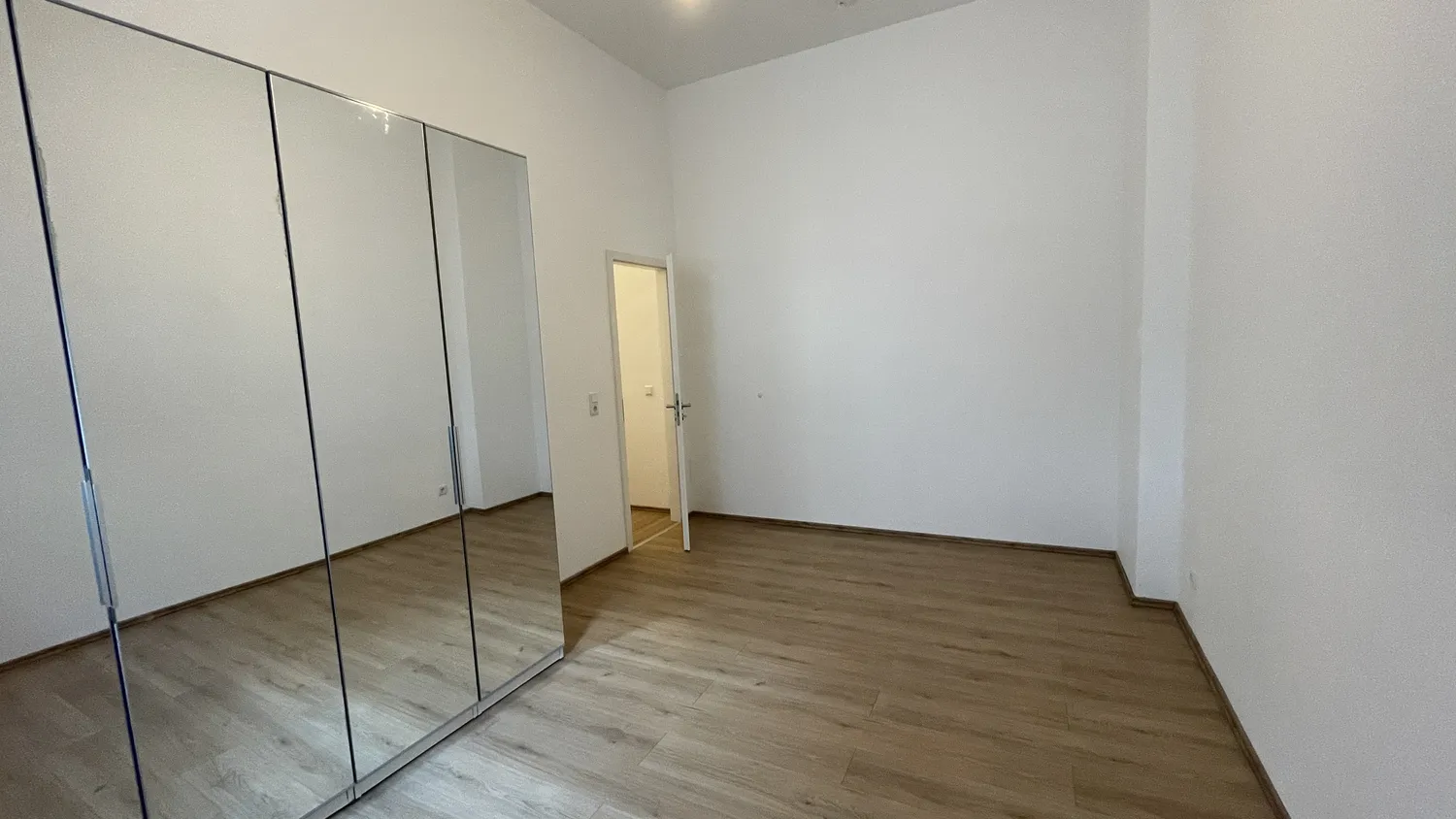 2 Zimmer Wohnung mit 50 m² in Wiesbaden – Bild 1