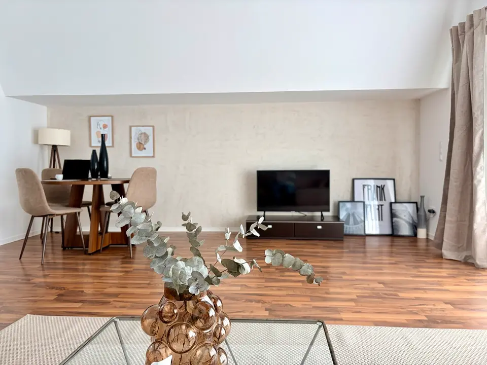 WG-Zimmer mit 130 m² in Frankfurt am Main – Bild 7