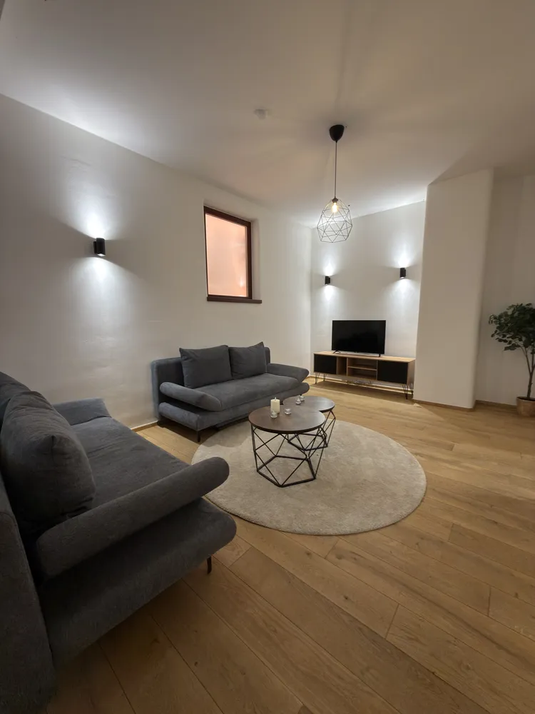 4 Zimmer Wohnung mit 130 m² in Fürth – Bild 1