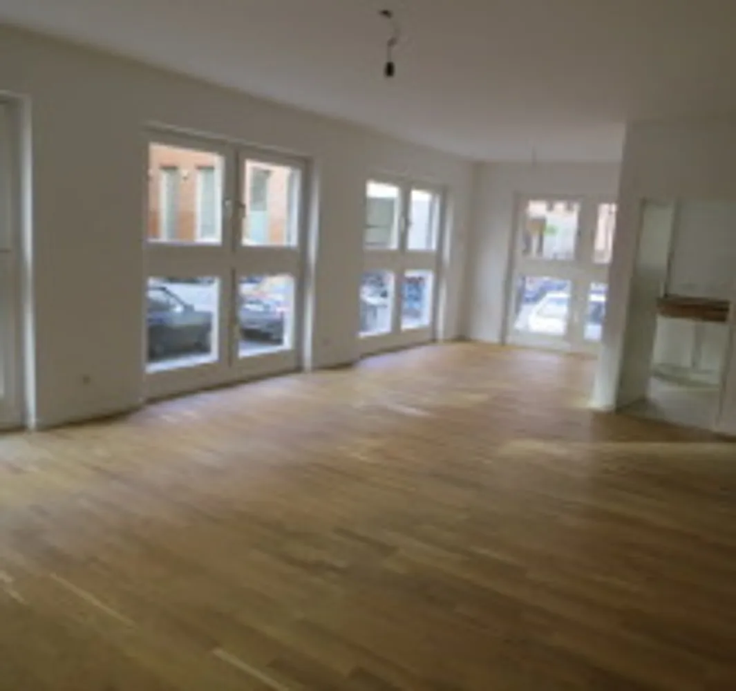 4 room apartment with 100 m² in Berlin – Photo 1