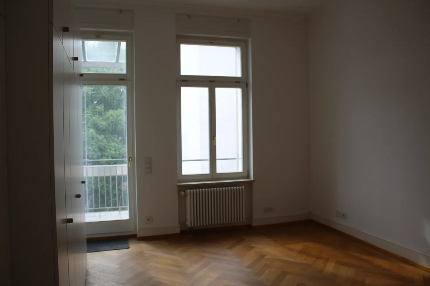 10 Zimmer Wohnung mit 320 m² in Frankfurt am Main – Bild 1
