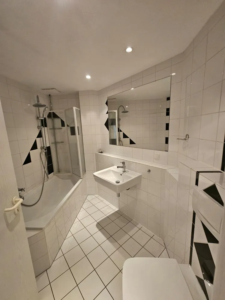 2 Zimmer Wohnung mit 65 m² in Frankfurt am Main – Bild 6