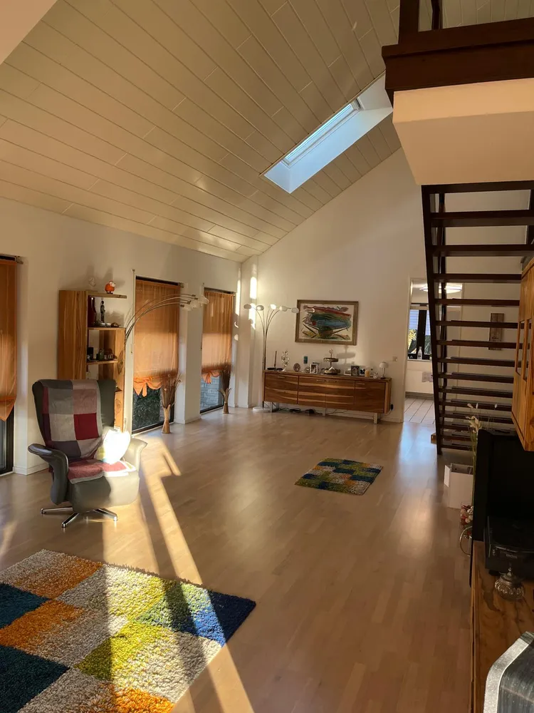 4 Zimmer Wohnung mit 156 m² in Solingen – Bild 2