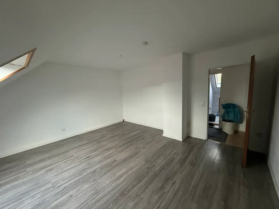 3 Zimmer Wohnung mit 80 m² in Mannheim – Bild 2