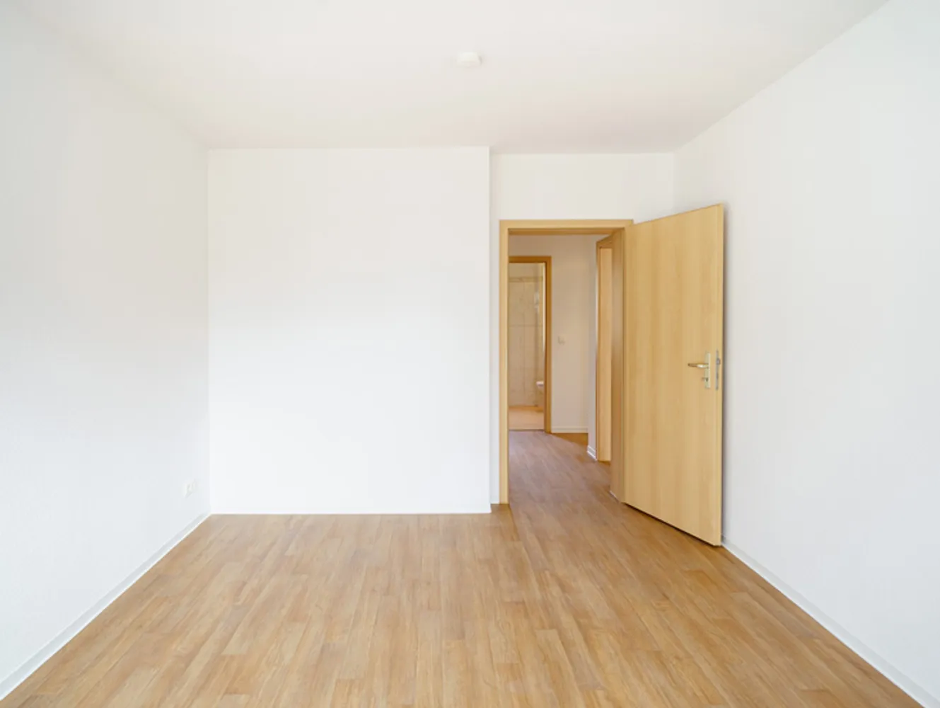 2 Zimmer Wohnung mit 49 m² in Magdeburg – Bild 2