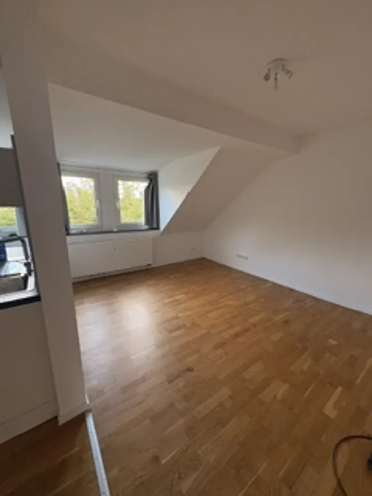 3 Zimmer Wohnung mit 70 m² in Düsseldorf – Bild 1