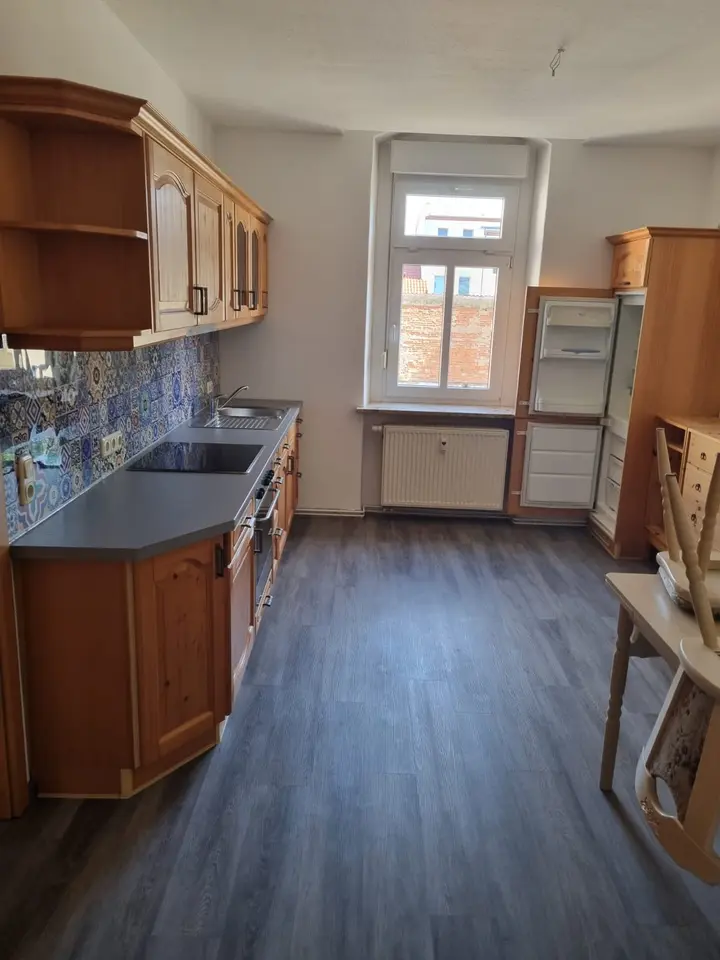 2 Zimmer Wohnung mit 80 m² in Riesa – Bild 2