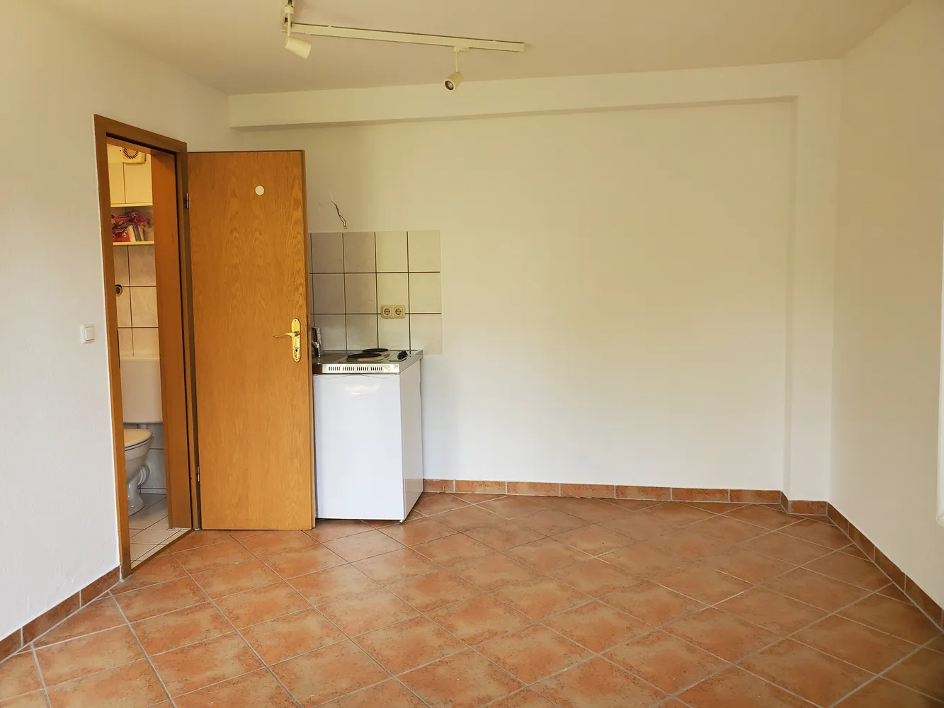 1 Zimmer Wohnung mit 17 m² in Frankfurt am Main – Bild 3