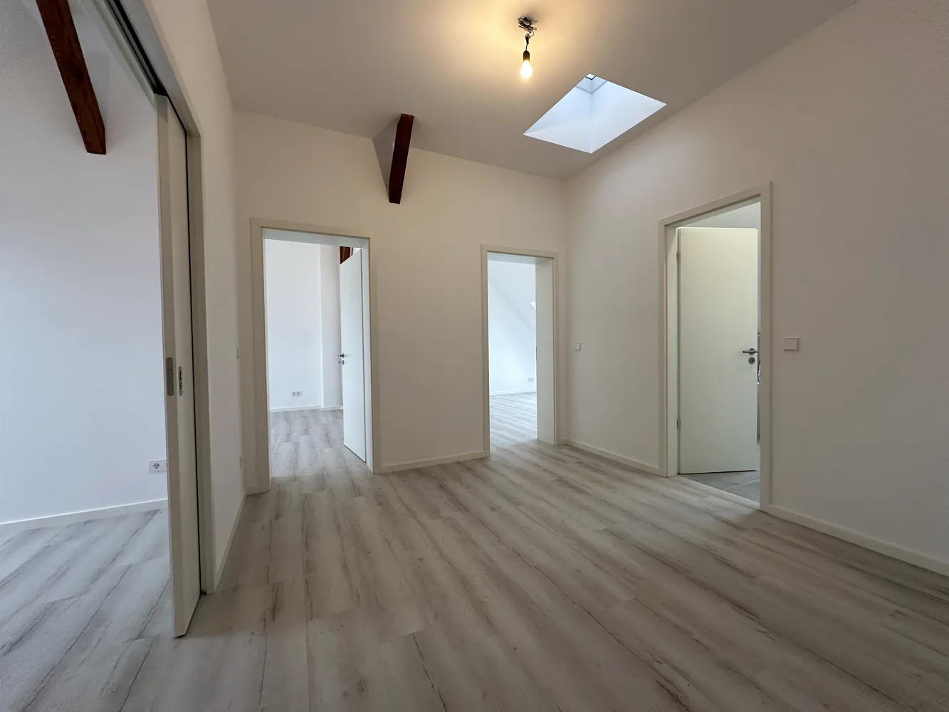 5 Zimmer Wohnung mit 204 m² in Berlin – Bild 5