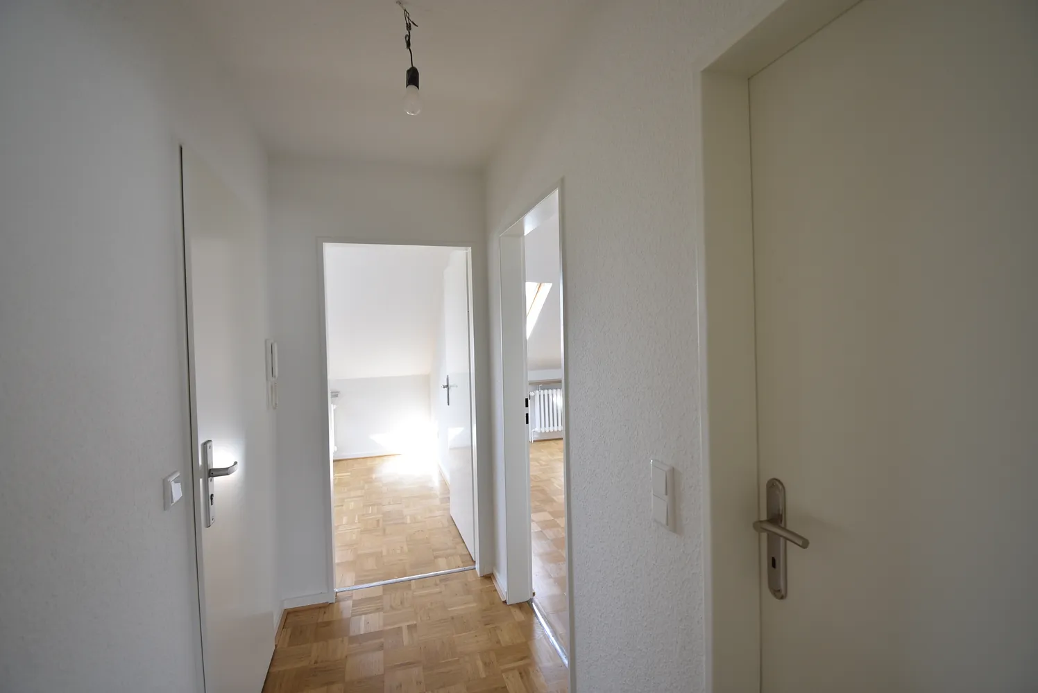3 Zimmer Wohnung mit 72 m² in Düsseldorf – Bild 2