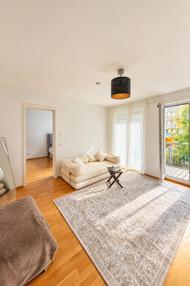 2 Zimmer Wohnung mit 60 m² in Berlin – Bild 1
