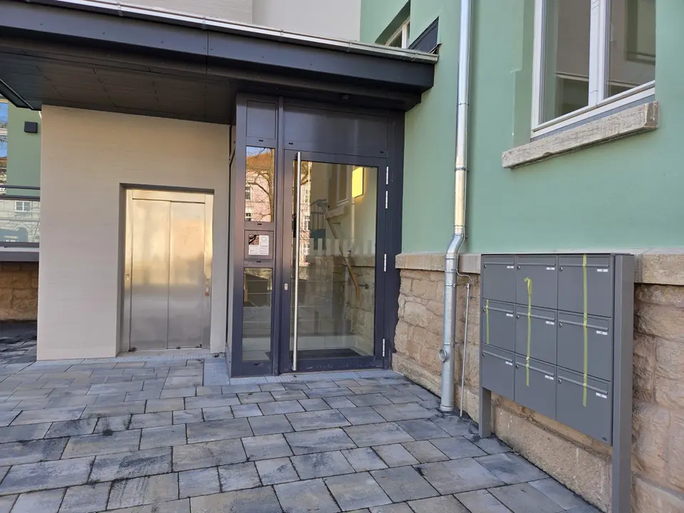 2 Zimmer Wohnung mit 94 m² in Meiningen – Bild 4