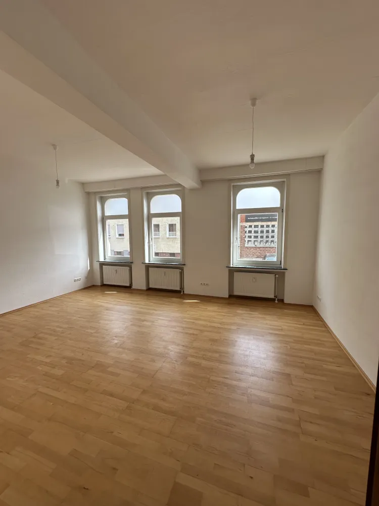 4 Zimmer Wohnung mit 115 m² in Hannover – Bild 8