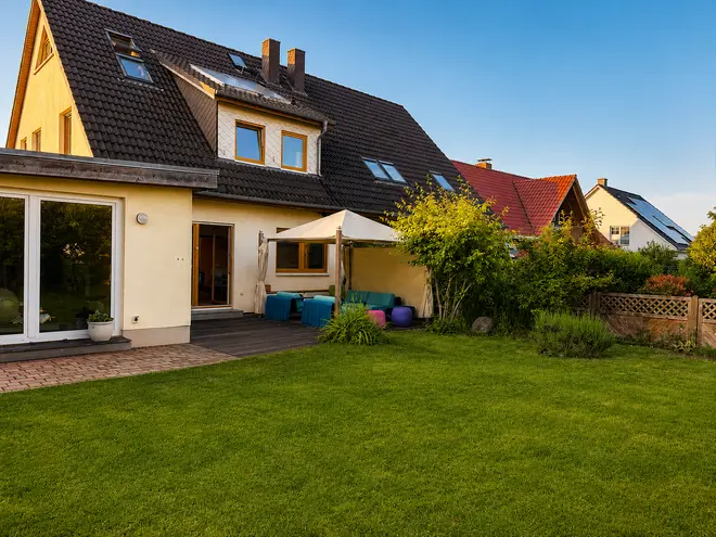 7 Zimmer Haus mit 177 m² in Rostock – Bild 1