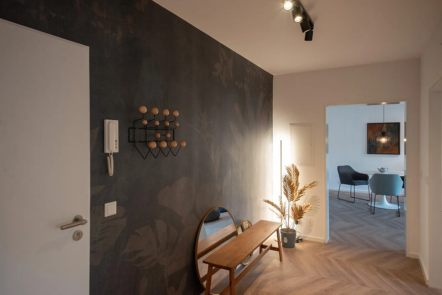 2 Zimmer Wohnung mit 65 m² in Düsseldorf – Bild 4
