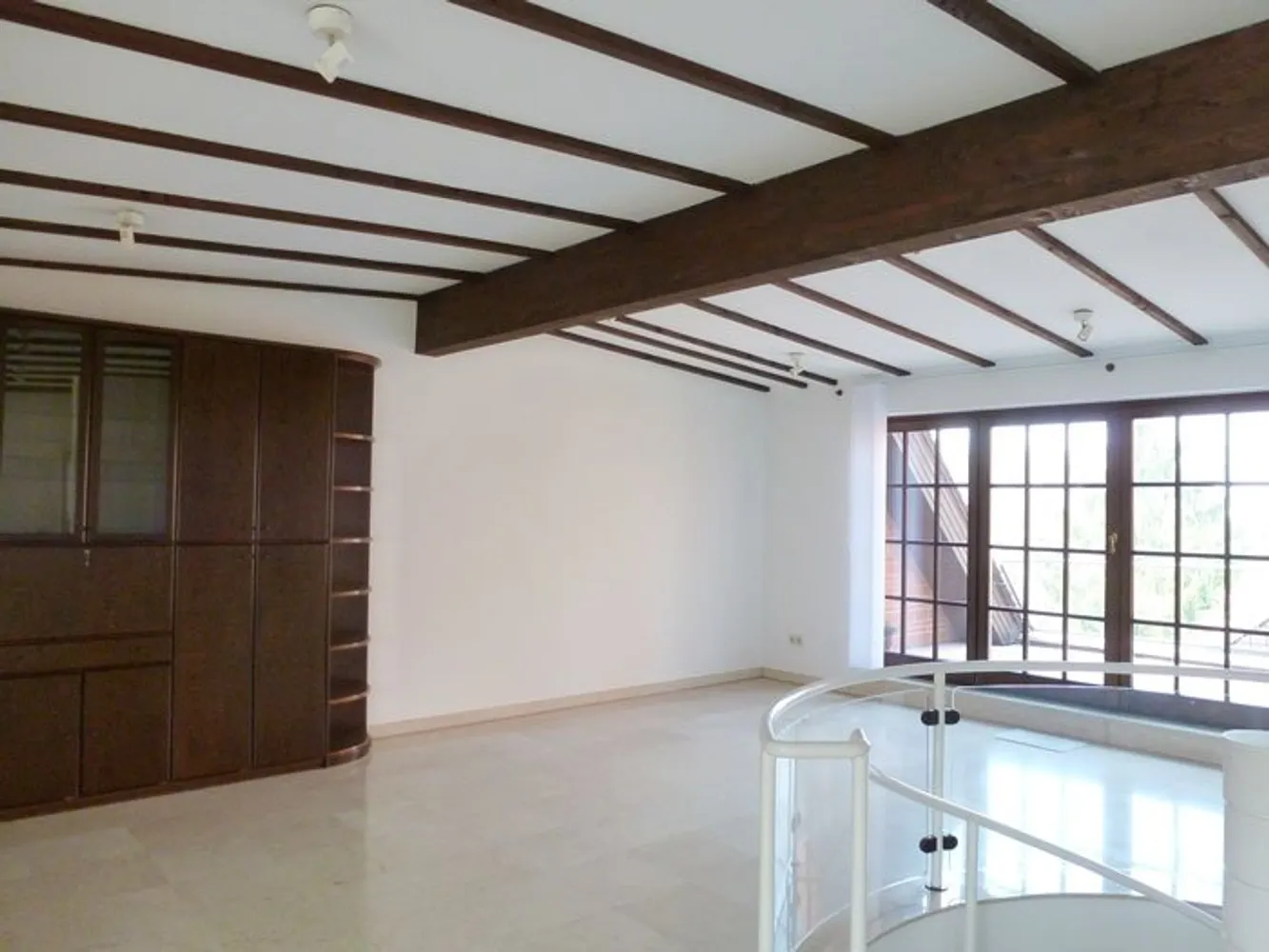 3 Zimmer Wohnung mit 152 m² in Frankfurt am Main – Bild 4