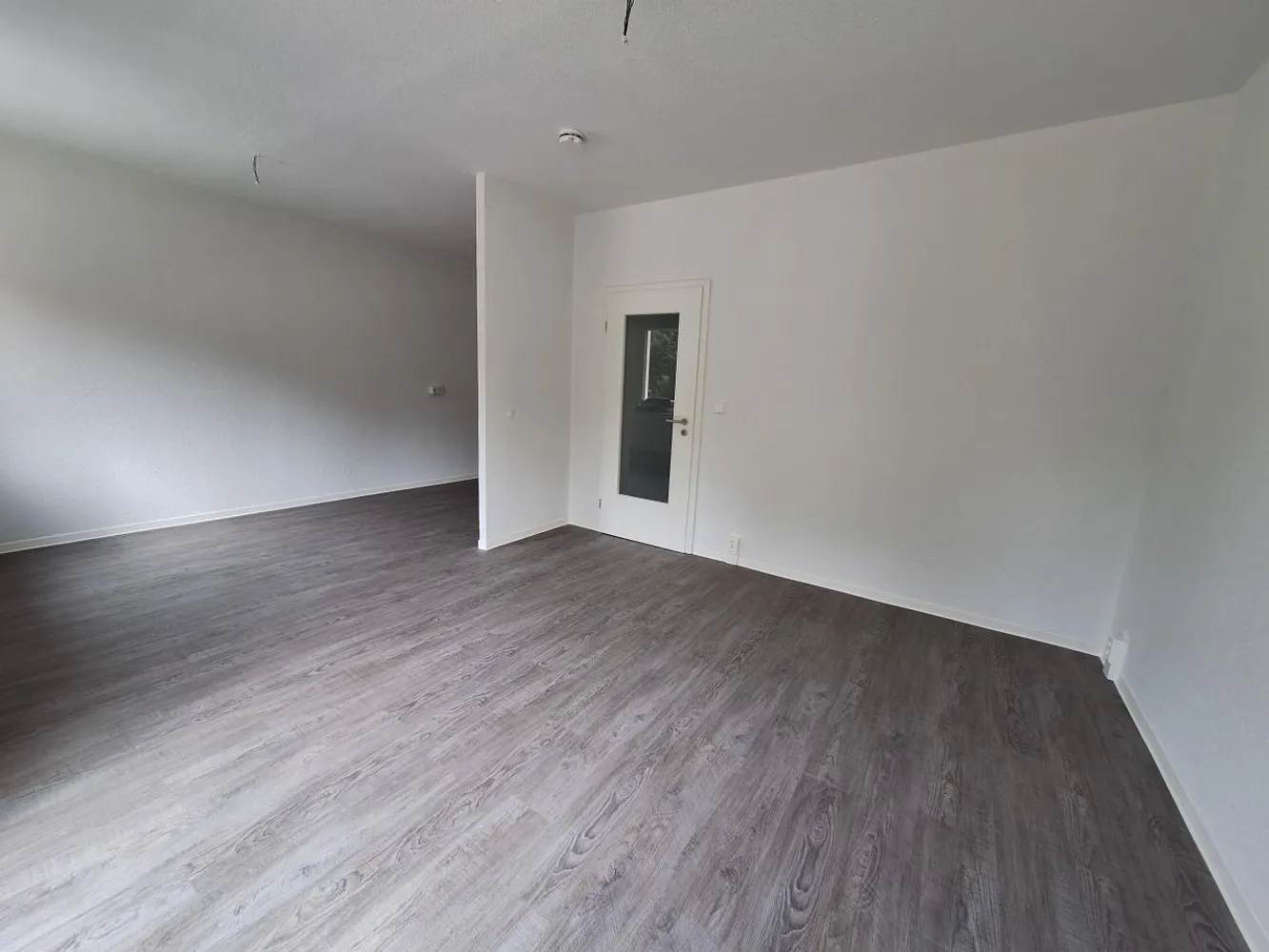 4 Zimmer Wohnung mit 64 m² in Magdeburg – Bild 1