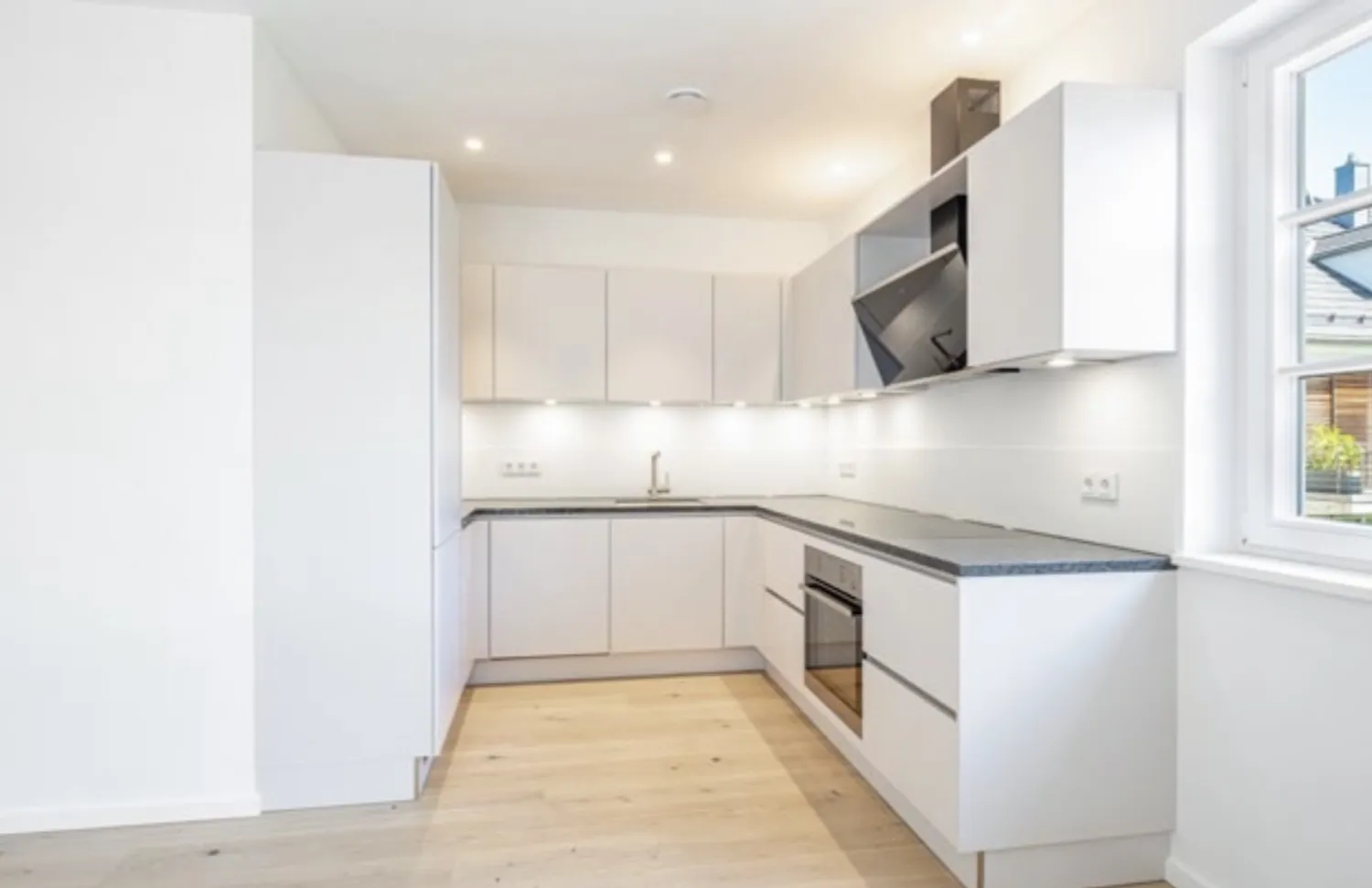 3 Zimmer Wohnung mit 92 m² in München – Bild 3