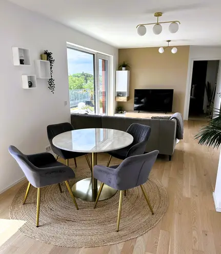 3 Zimmer Wohnung mit 101 m² in München – Bild 2