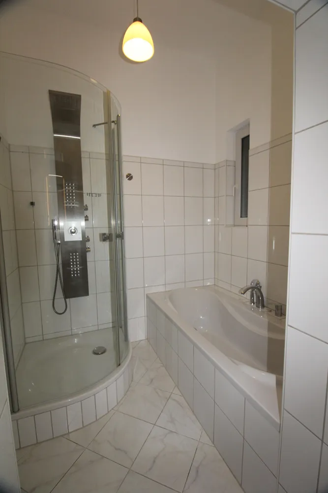 4 Zimmer Wohnung mit 130 m² in Wiesbaden – Bild 10