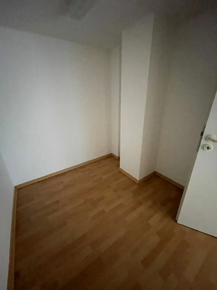 2 Zimmer Wohnung mit 115 m² in Duisburg – Bild 11