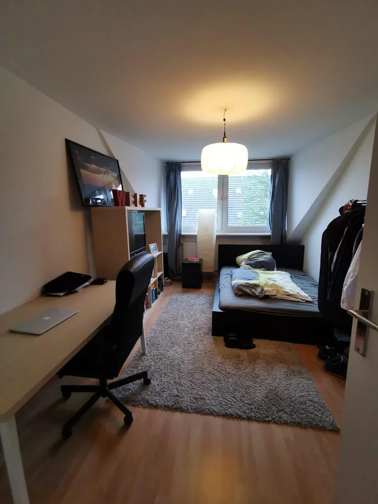 5 Zimmer Wohnung mit 115 m² in Düsseldorf – Bild 4