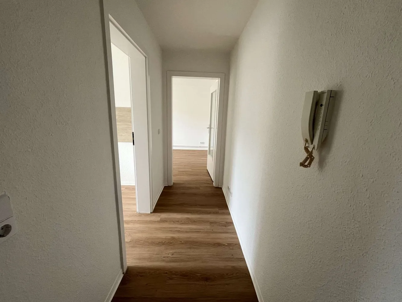 2 Zimmer Wohnung mit 42 m² in Chemnitz – Bild 2