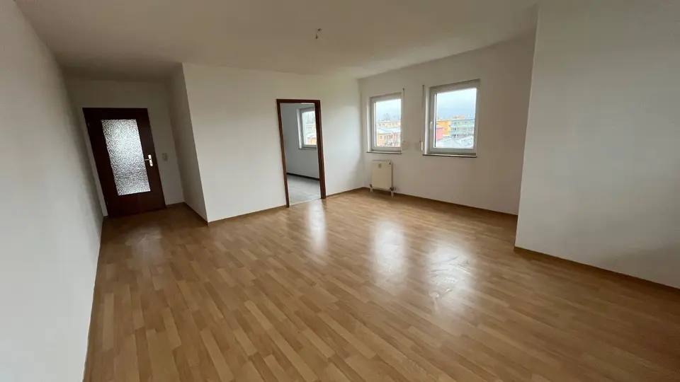 3 Zimmer Wohnung mit 78 m² in Zwickau – Bild 2