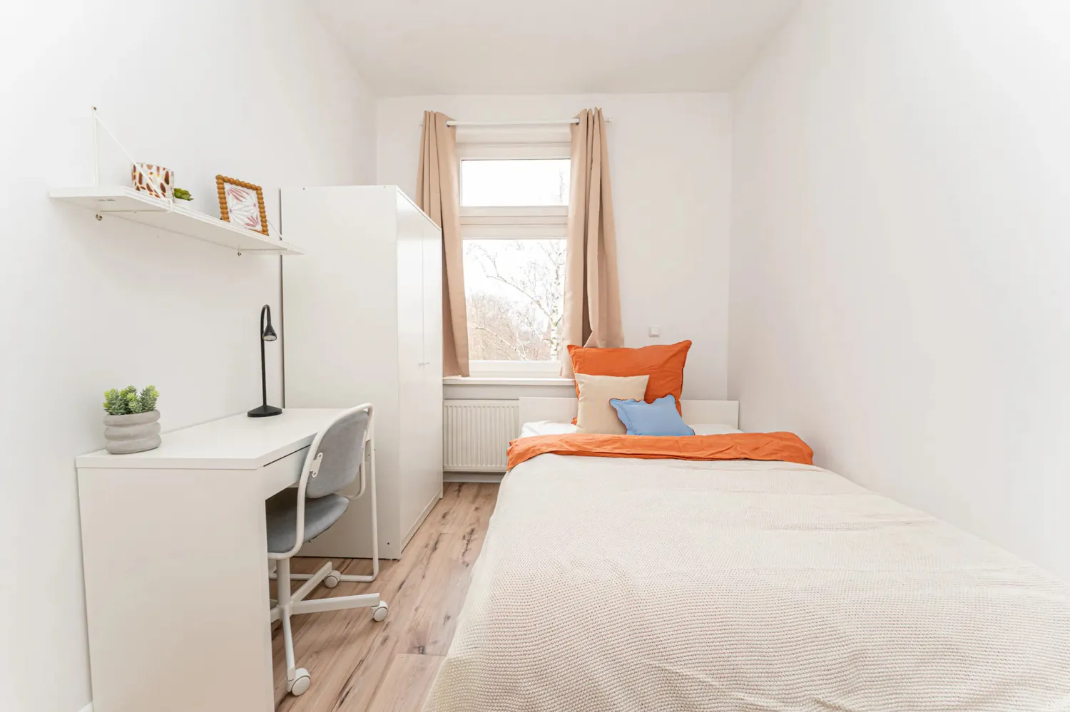 Shared room with 10 m² in Berlin – Photo 1