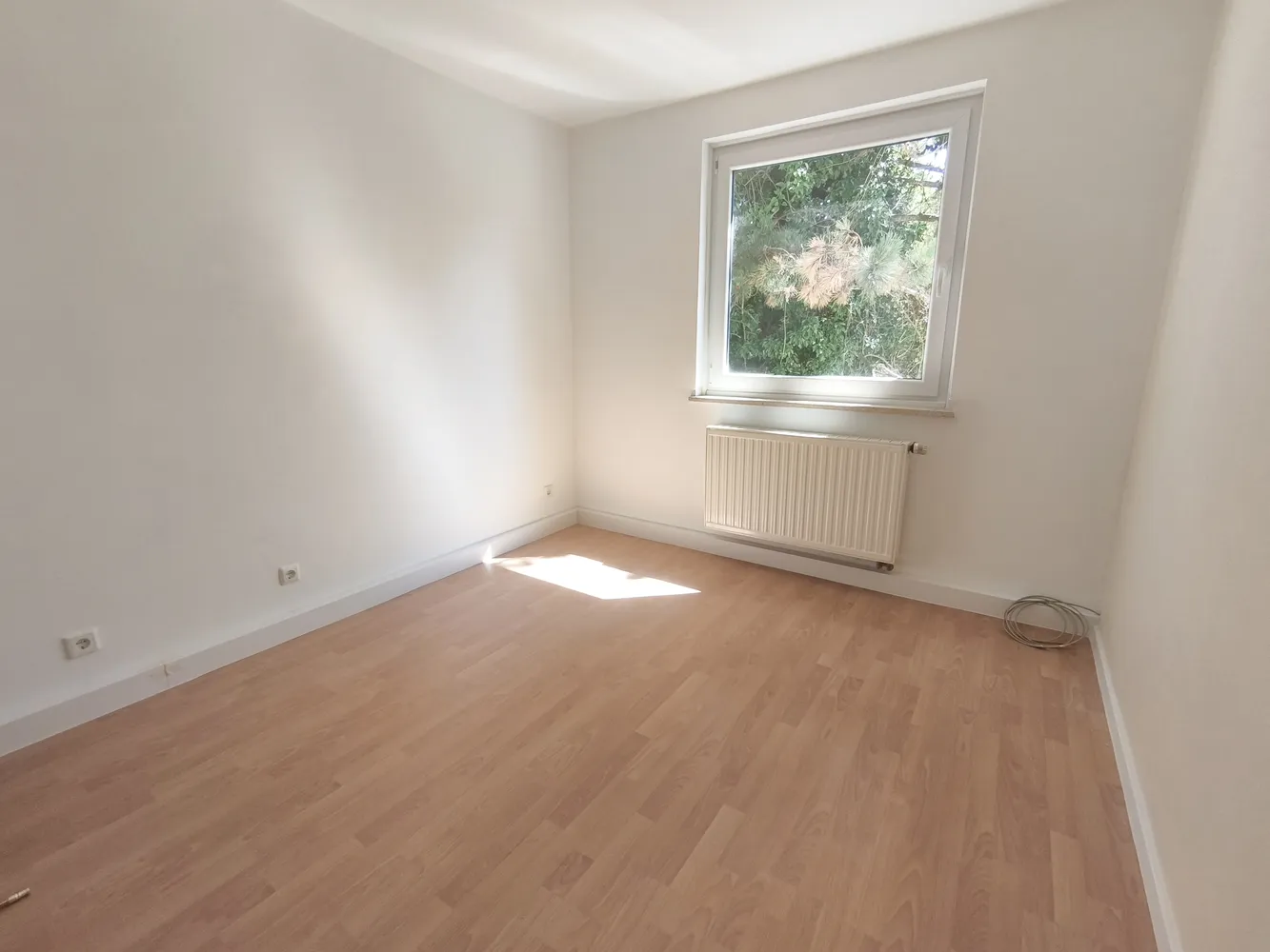 4 Zimmer Wohnung mit 86 m² in Düsseldorf – Bild 2