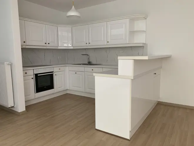 2 Zimmer Wohnung mit 82 m² in München – Bild 2