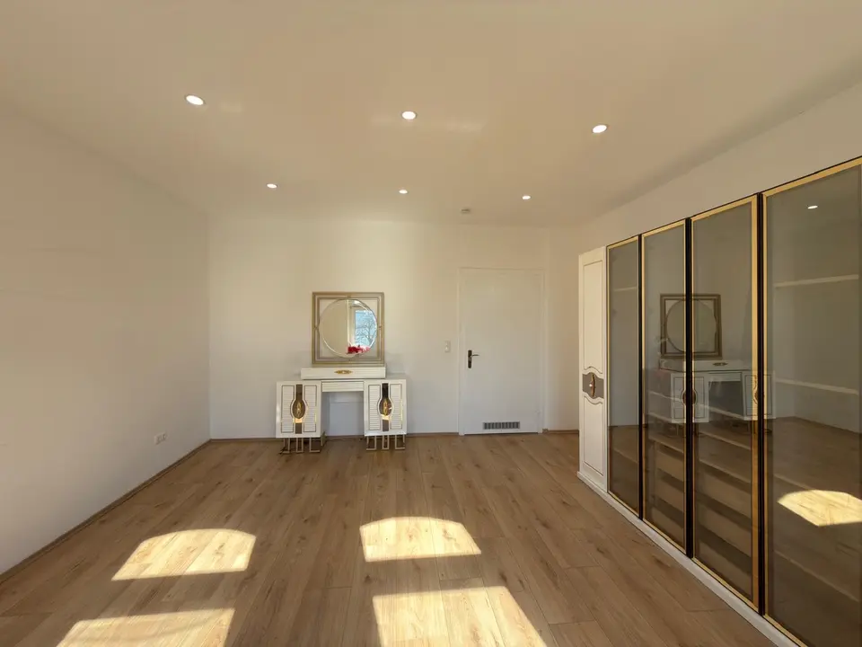 2 Zimmer Wohnung mit 80 m² in Kassel – Bild 4