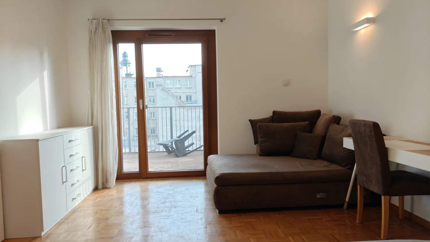 3 Zimmer Wohnung mit 92 m² in Frankfurt am Main – Bild 4