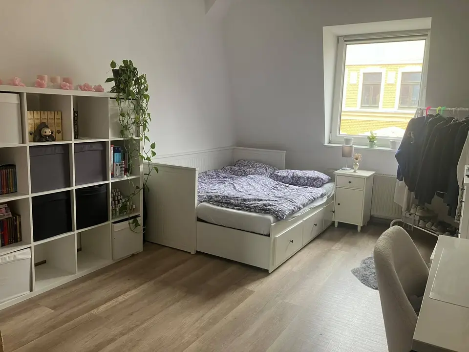 3 Zimmer Wohnung mit 77 m² in Halle (Saale) – Bild 1