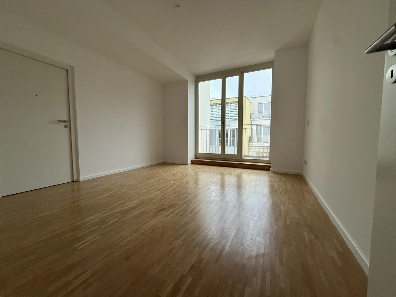 4 Zimmer Wohnung mit 154 m² in Berlin – Bild 4