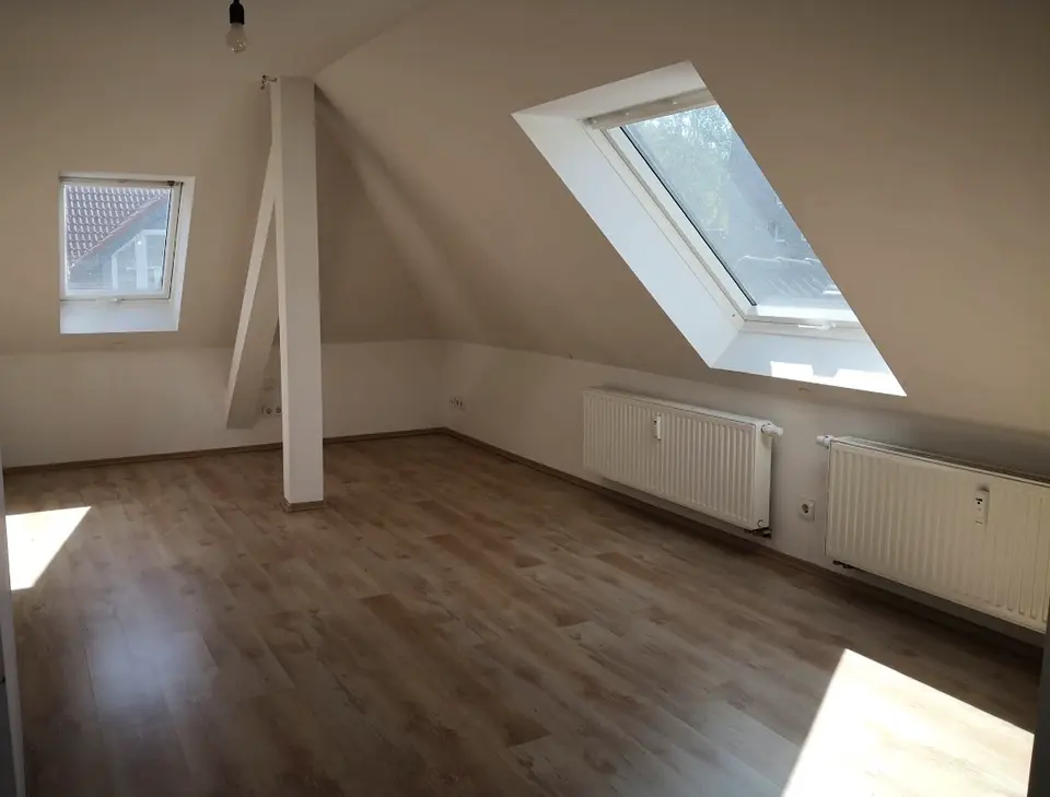 2 Zimmer Wohnung mit 74 m² in Duisburg – Bild 1