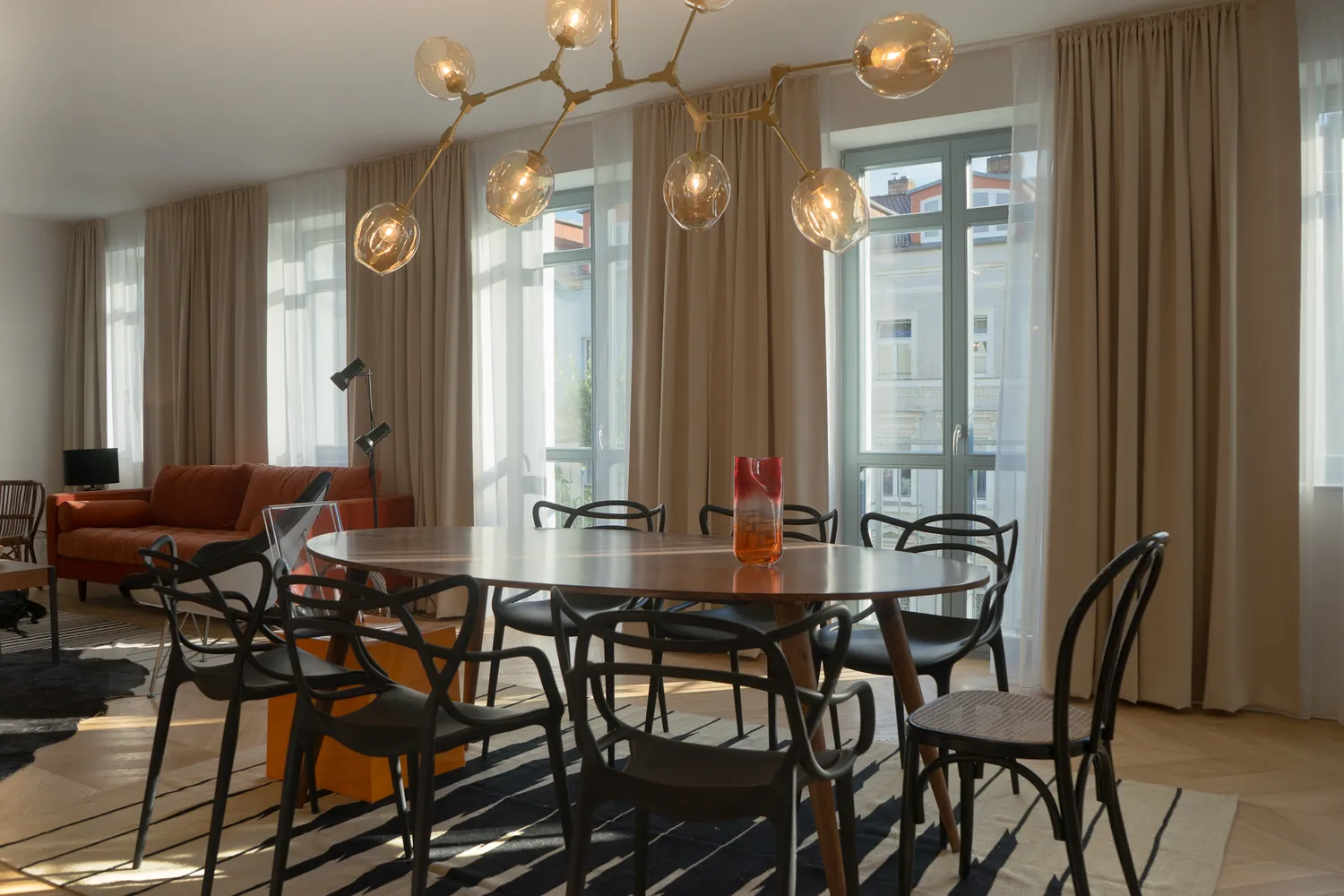 4 Zimmer Wohnung mit 130 m² in Berlin – Bild 1