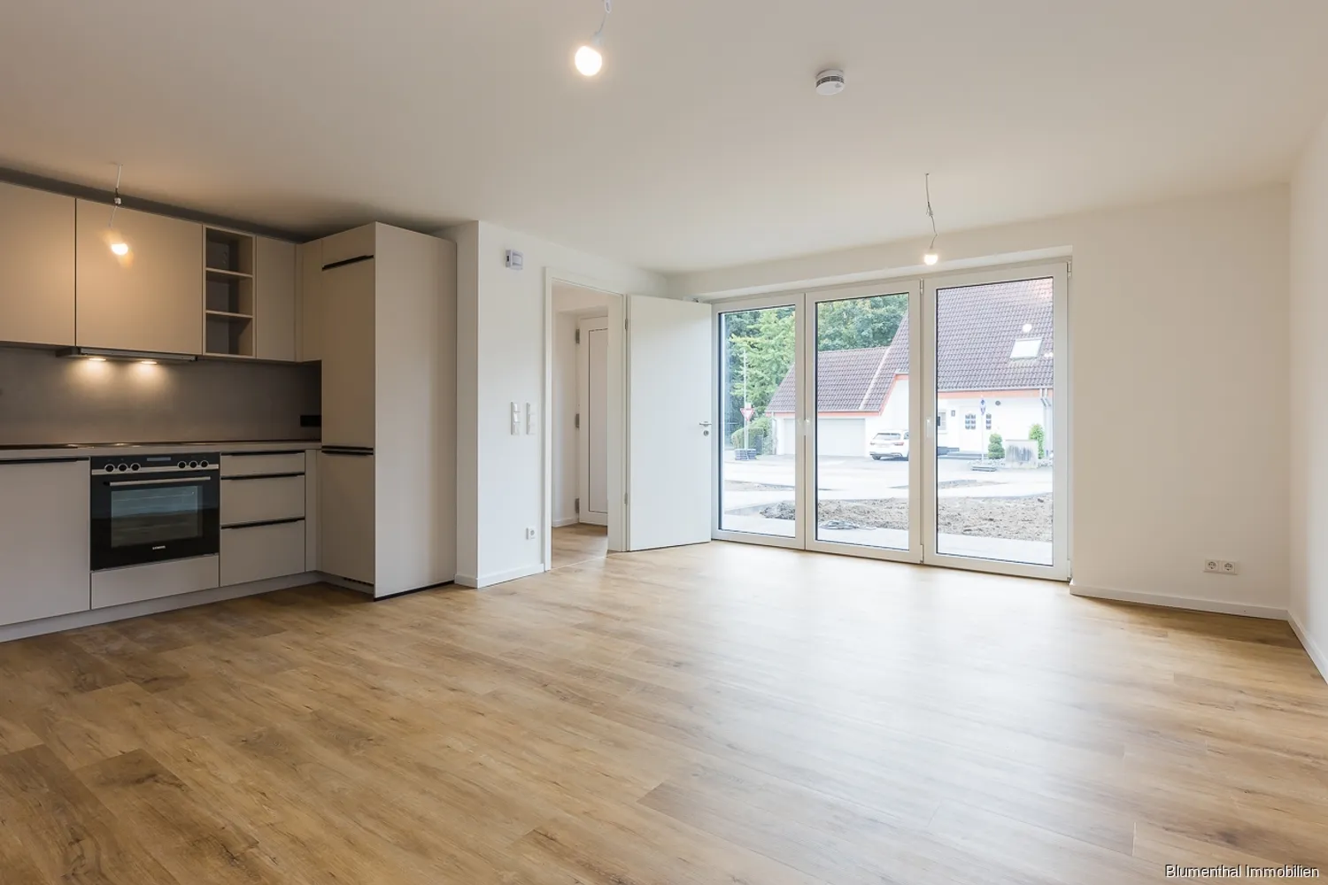 1 room apartment with 61 m² in Bielefeld – Photo 4