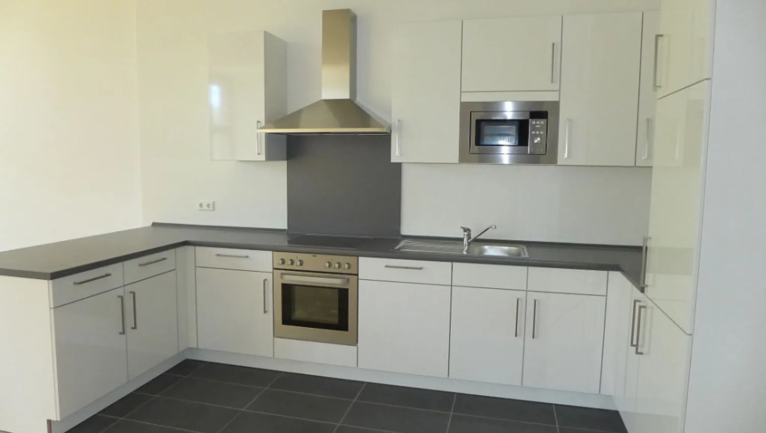 4 Zimmer Wohnung mit 148 m² in Berlin – Bild 3