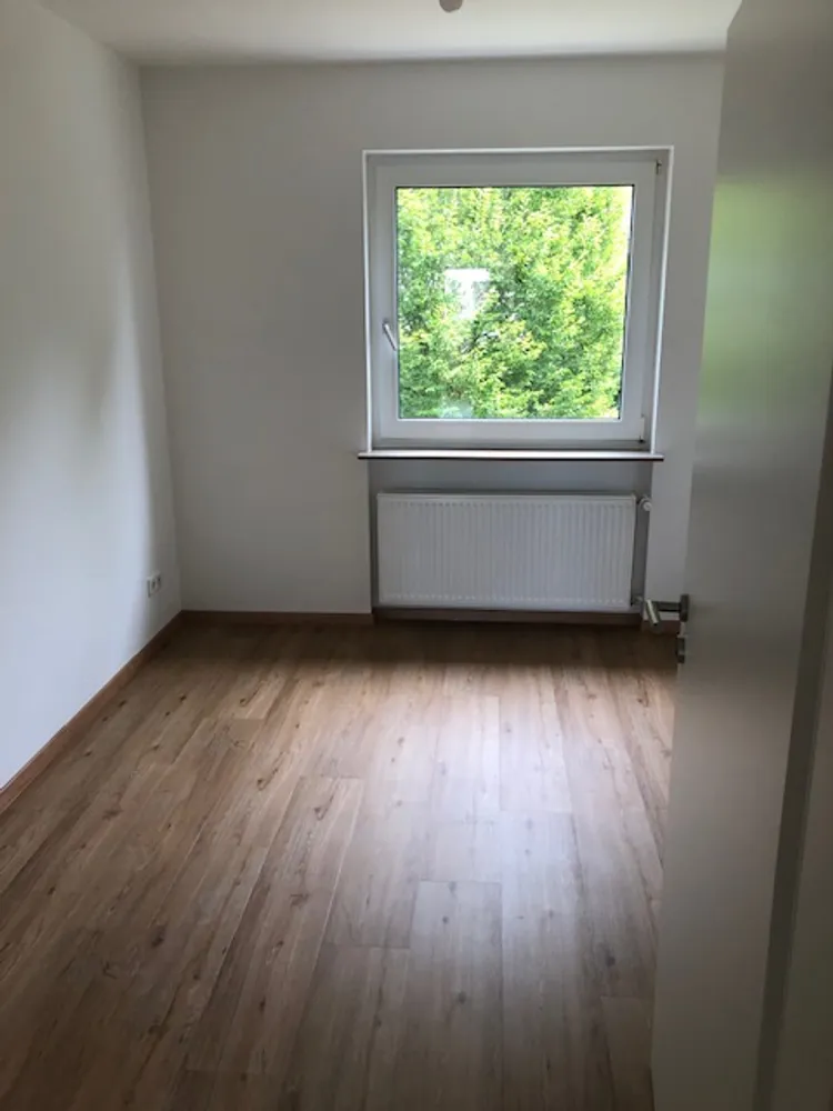 3 Zimmer Wohnung mit 67 m² in Wiesbaden – Bild 2