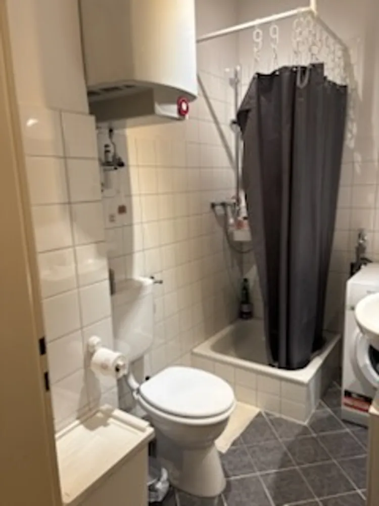 1 Zimmer Wohnung mit 35 m² in Frankfurt am Main – Bild 9