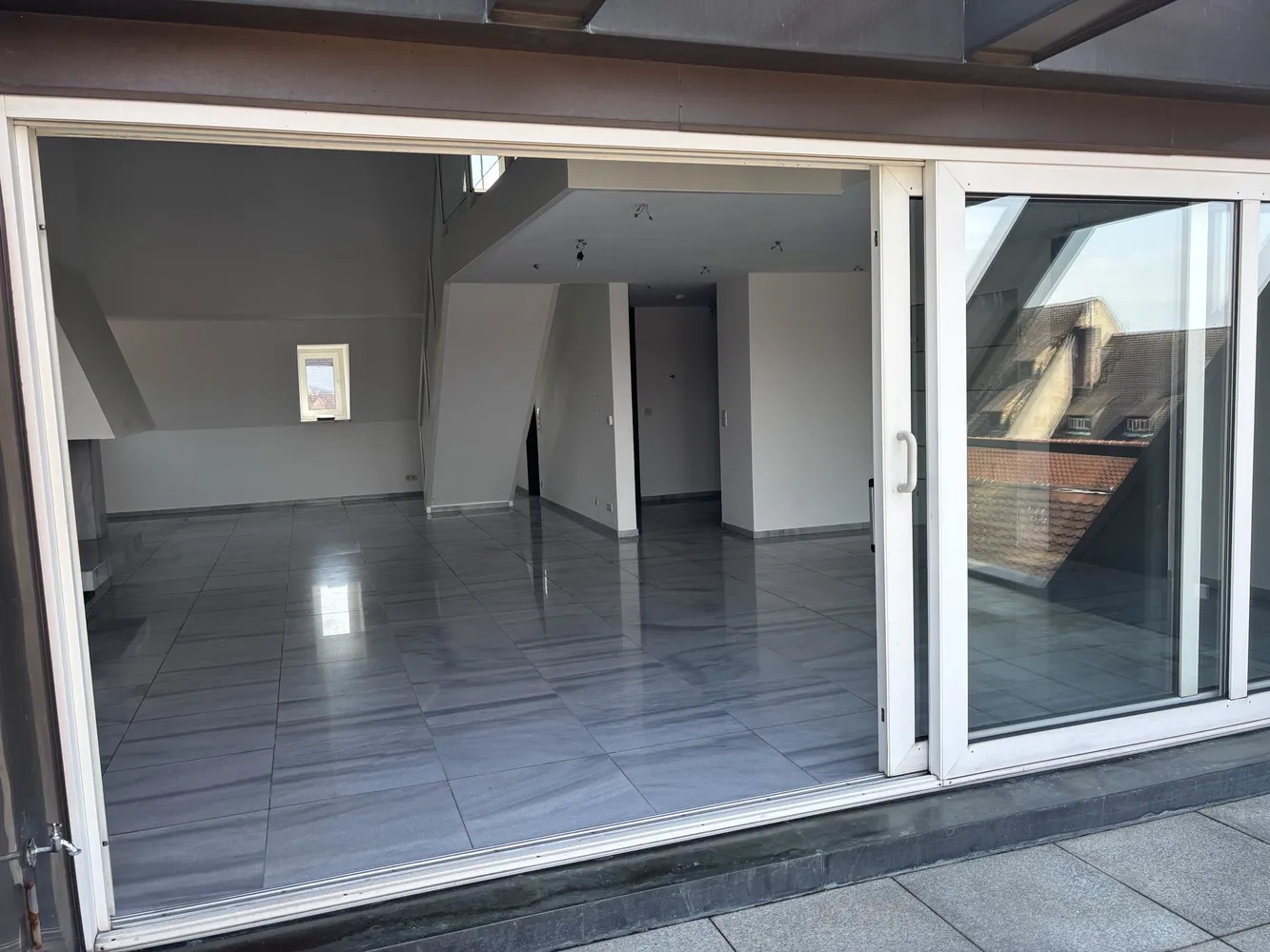 2 Zimmer Wohnung mit 140 m² in Nürnberg – Bild 5