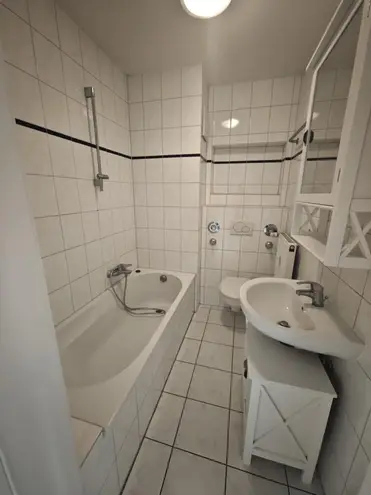 2 Zimmer Wohnung mit 55 m² in Köln – Bild 7