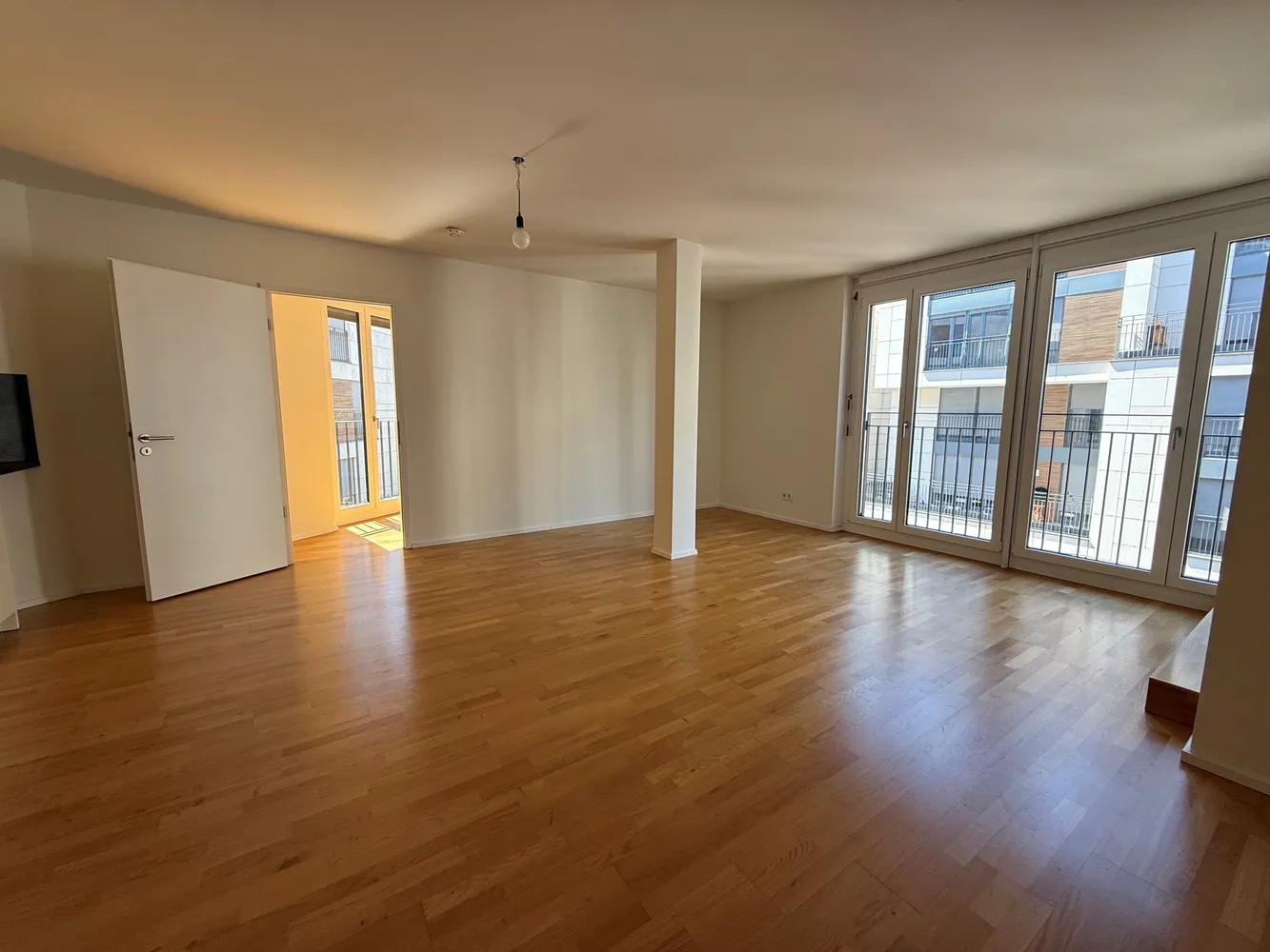 4 Zimmer Wohnung mit 94 m² in Stuttgart – Bild 2
