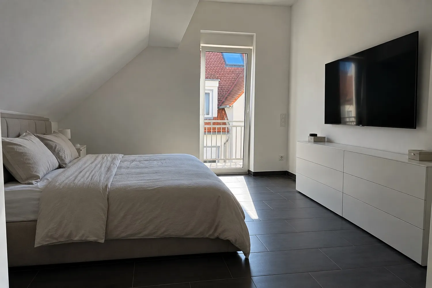 3 room apartment with 93 m² in Wiesbaden – Photo 3
