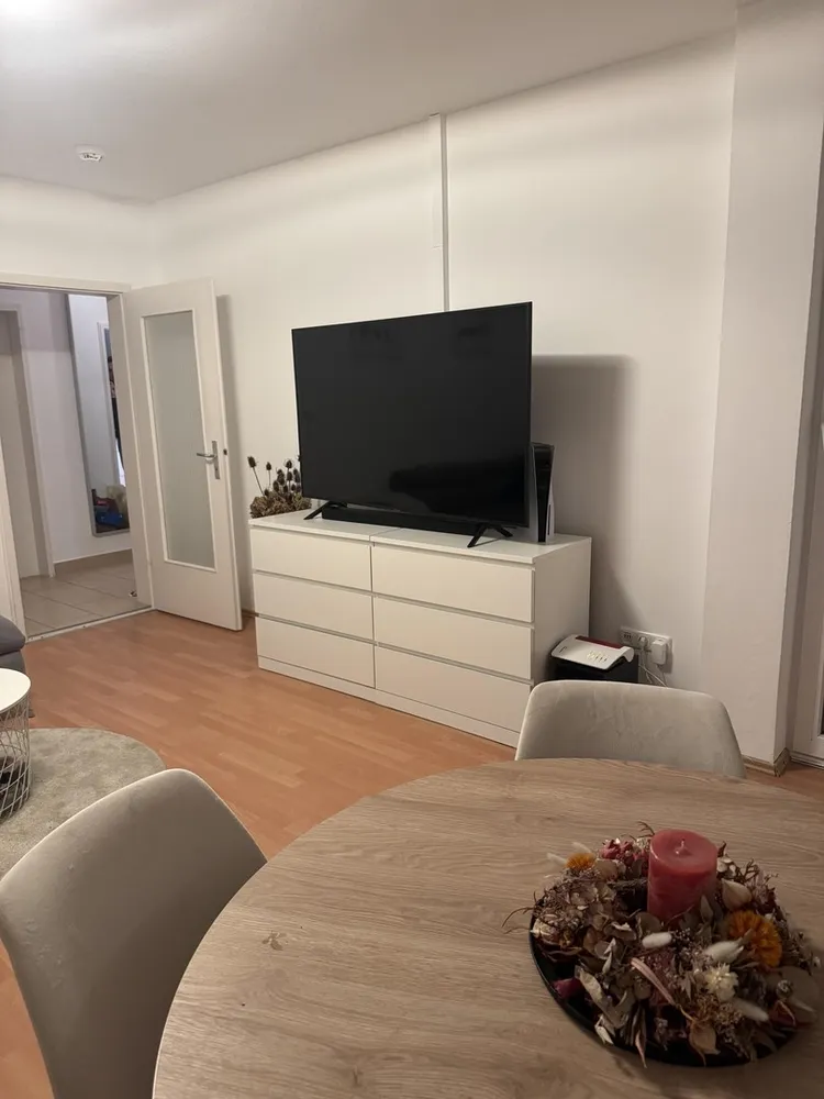 3 Zimmer Wohnung mit 66 m² in München – Bild 3